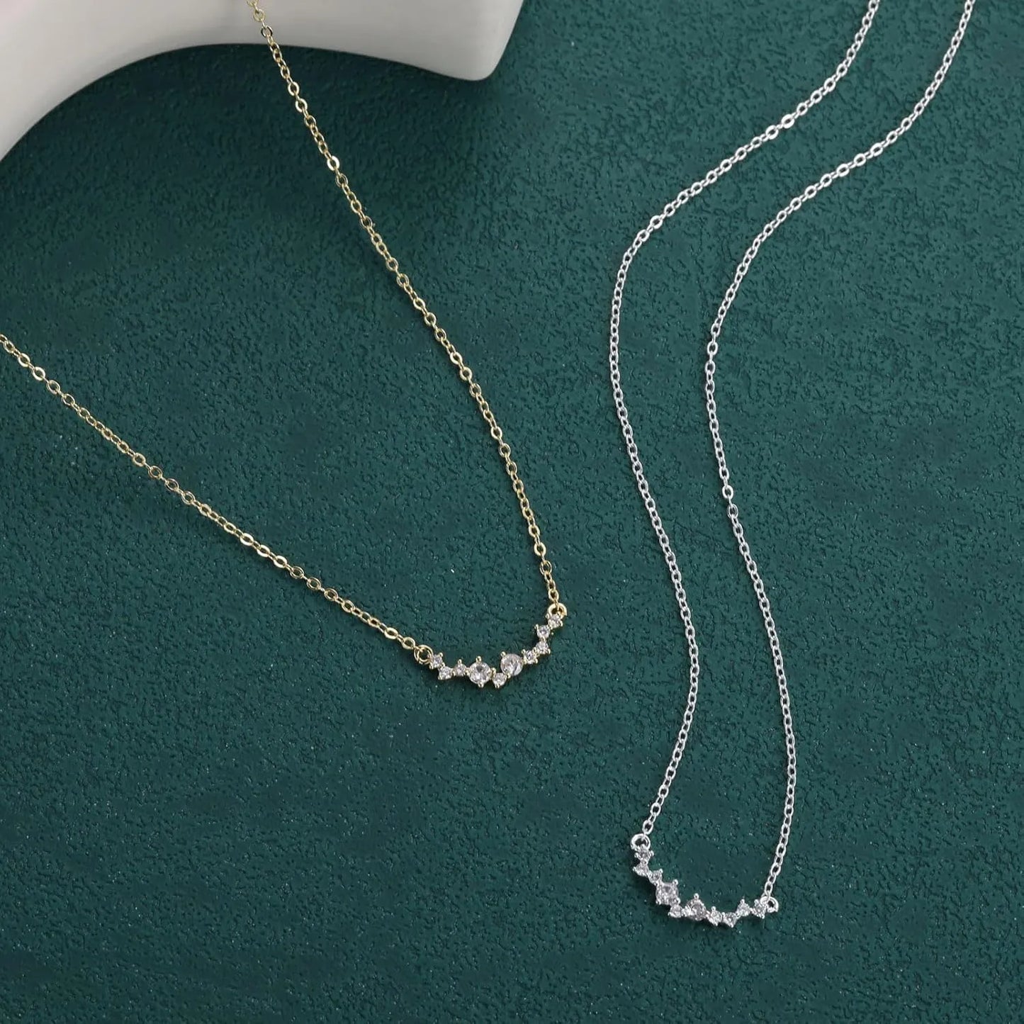 Luxury Rhinestone Necklace for Women - Elegant Dainty Square Crystal Pendant in Gold or Silver