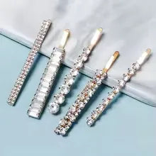 Rhinestone hair pin with geometric crystal design